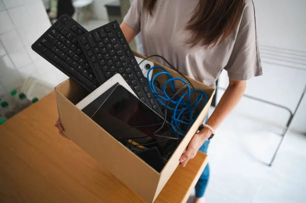 Where to donate chargers and tech accessories in Panama