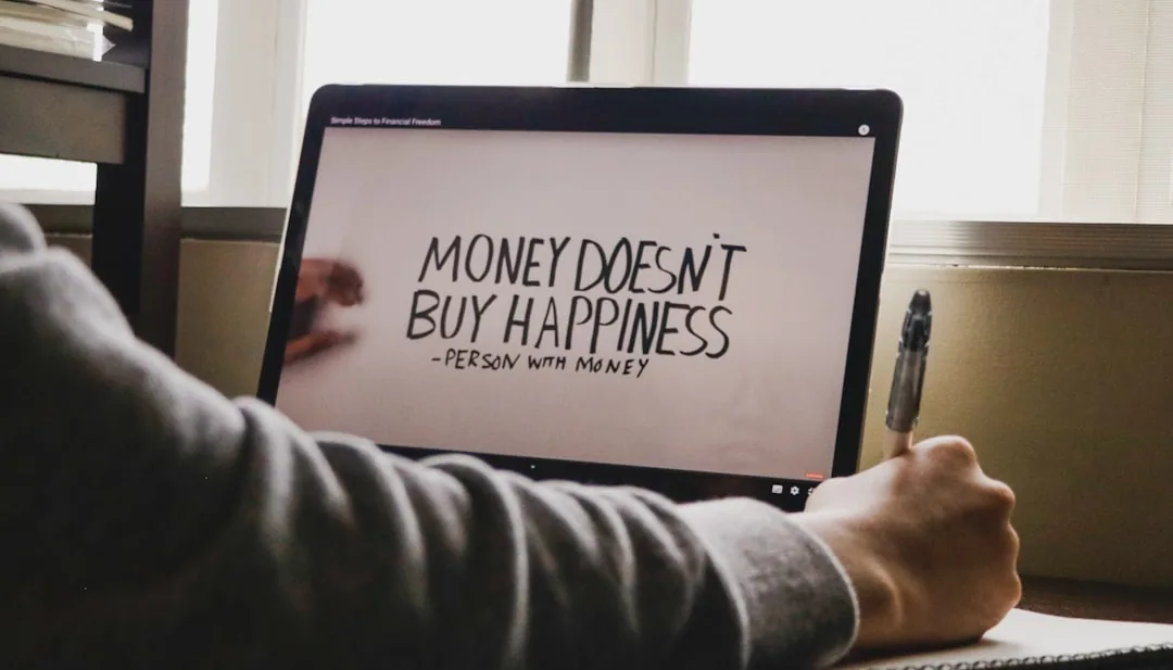 Financial education for young people in Panama: what school didn't teach you about money
